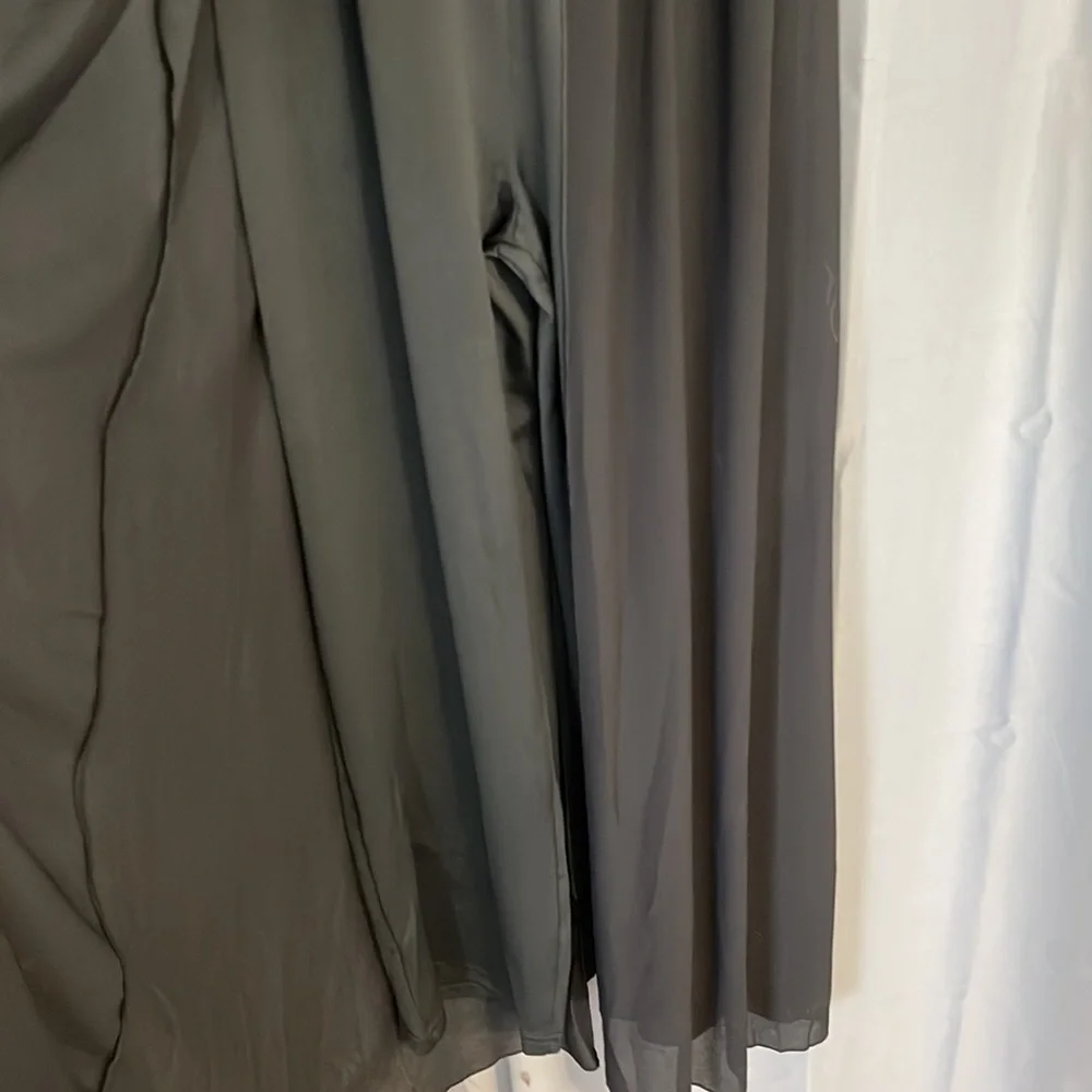 BN without  Tags small dressy pant suit with overlay - Picture 2 of 6